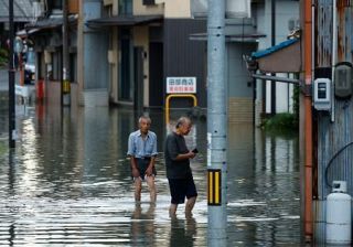 東海各地で氾濫や土砂崩れ　川に流され１人心肺停止