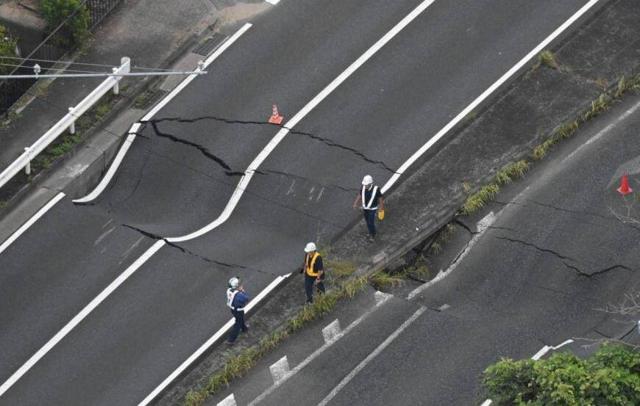 国道16号が陥没、上り線に続き下り線も　千葉県市原市、大雨影響か