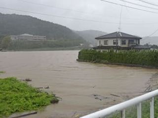 22日も広い範囲で大雨の恐れ　温低通過し秋雨前線も南下