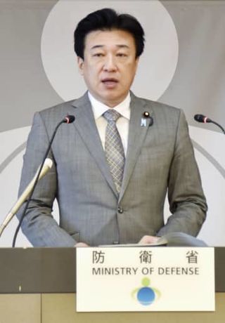 防衛相、中国軍に「毅然と対応」　護衛艦の台湾海峡通過は言及せず