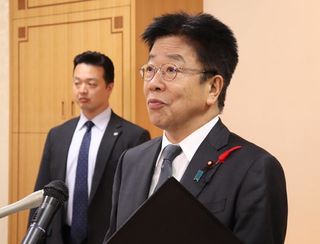 デフレ早期脱却へ緊密連携＝「共同声明」維持―財務相・日銀総裁らが会談