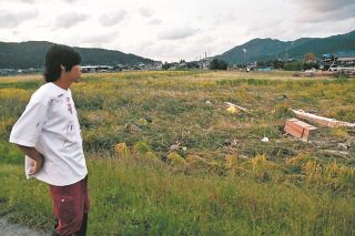 土砂や流木でめちゃくちゃ「あの辺が全部田んぼだった」　能登の記録的豪雨、収穫前の稲に大打撃