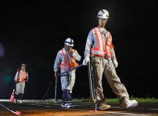 宮崎空港で不発弾の磁気探査　爆発地点付近、今後全域へ