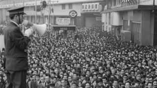 〈1968年の今日〉10月22日 : 新宿騒乱から一夜明けて…