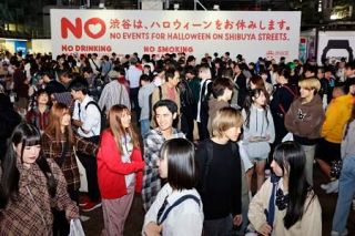 渋谷「ハロウィーンぽくないね」　直前の週末、仮装姿まばら