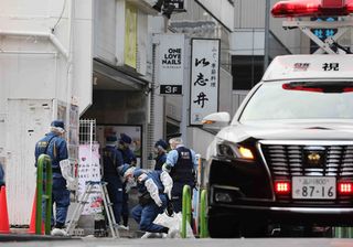 １８歳女性店員、首刺され死亡＝東京・新橋の飲食店、客の男逮捕―警視庁