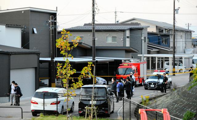 住宅焼け、住人の親子4人死亡確認　無理心中の可能性も　富山・射水