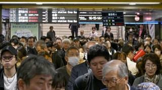 新幹線「すぐ止まる」と恨み節も　駅で足止め、利用客うんざり