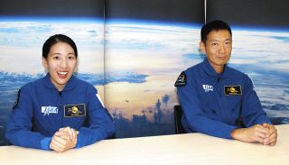 ＜フロンティア発＞宇宙飛行士認定の2人　「火星も視野に月面へ」