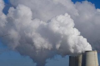 化石燃料のＣＯ２排出過去最多　０・８％増と国際チームが発表