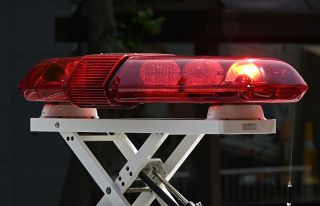 トラックにはねられた小2男児が死亡　渋谷区代々木