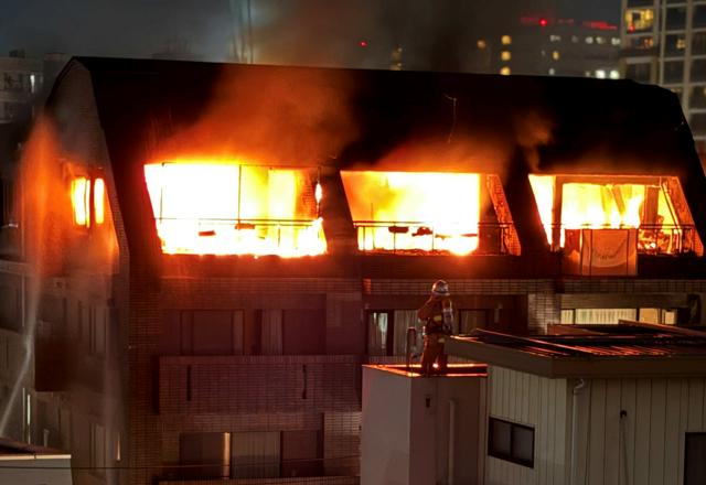 東京・文京区のマンションで火災、1人重体　猪口邦子議員の自宅