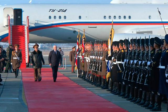 ロシア・北朝鮮の国防相が会談　「軍事協力を含め友好関係は急拡大」