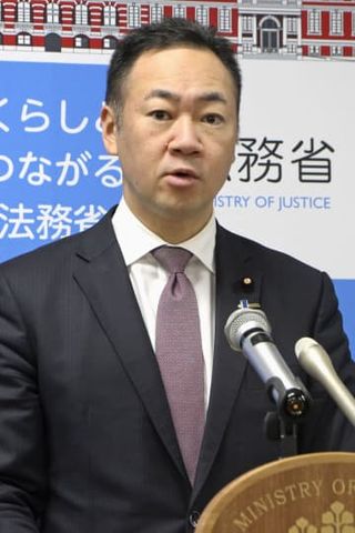 法相、悪質運転は「喫緊の課題」　法整備にも言及