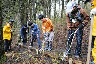 「90歳」の国立公園、次世代に残す模索続く　登山道の傷み・ごみ投棄…観光客増加で行政や地域住民が対策