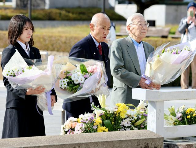 一人ひとり報われた　日本被団協の箕牧さん、慰霊碑にノーベル賞報告