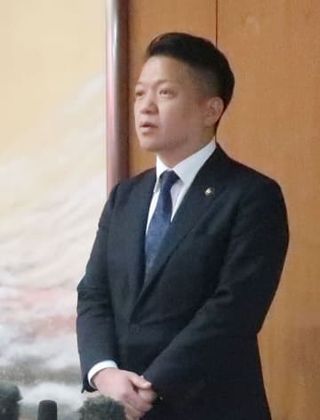 岸和田市長の不信任決議案可決へ　20日に提出、議会解散も