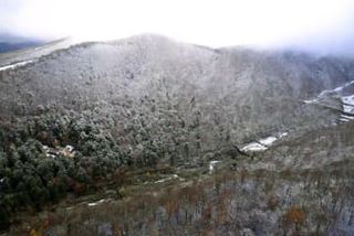 鳥取・大山で男性1人遭難　「雪で身動き取れず」通報