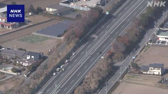 群馬 前橋 関越道で4台絡む事故 高校生含む6人けが