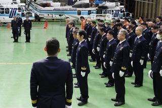 羽田航空基地で追悼式＝日航機との衝突事故１年で―海保