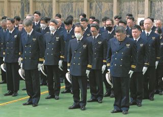 海保機乗員の家族「とても長い、つらい1年だった」　羽田の衝突事故で5人の追悼式　代理人を通じ談話公表